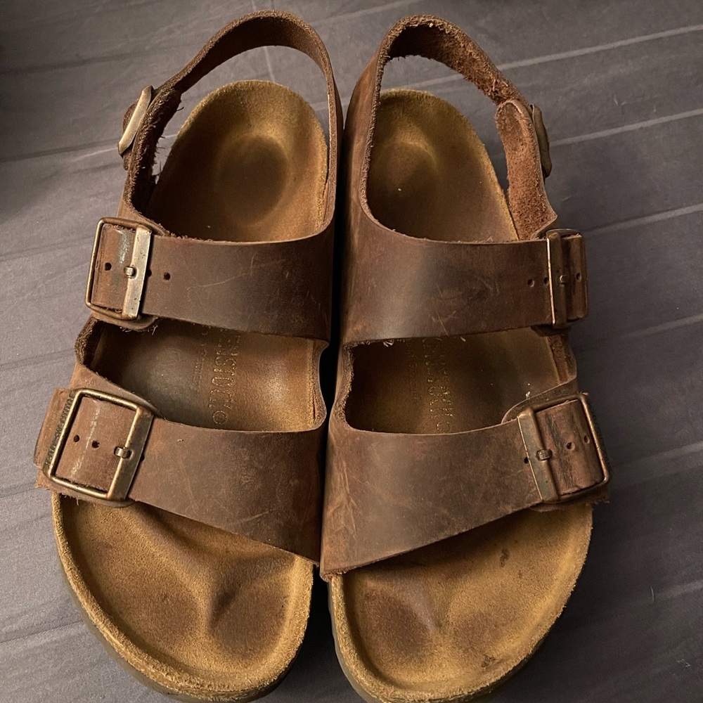 Brown leather Birkenstock sandals size 39 reg European